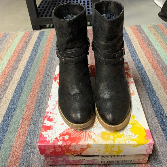 Genuine leather black booties - Picture 2 of 4